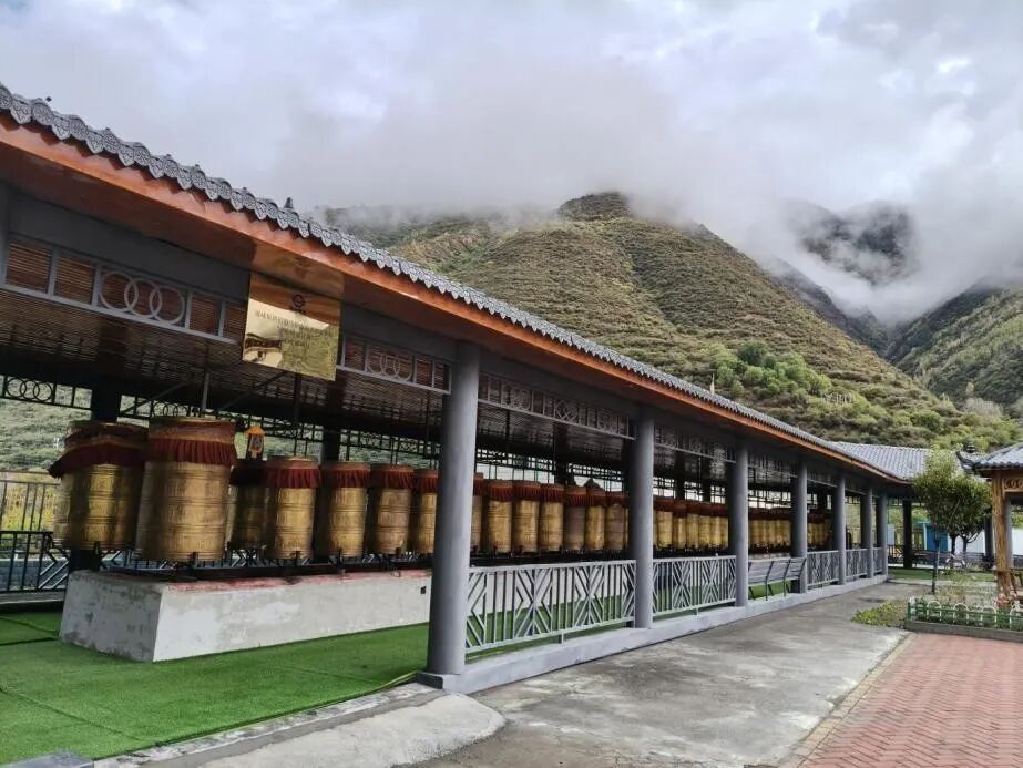 34f38e9cc101c30f0d803d26c40a52d3.jpg 34f38e9cc101c30f0d803d26c40a52d3.jpg